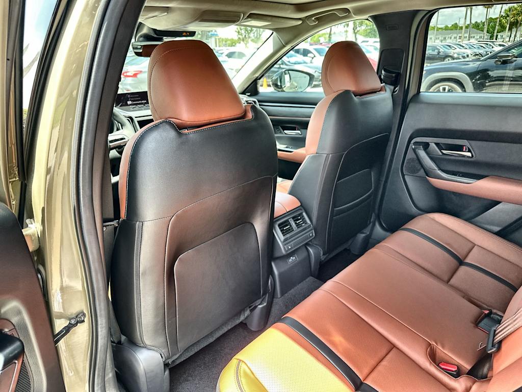Thumbnail: 2026 Mazda CX-50 - 25