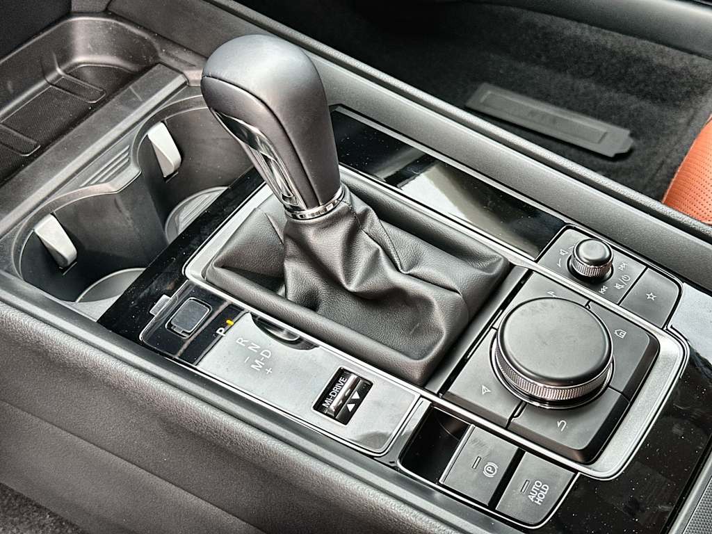 Thumbnail: 2026 Mazda CX-50 - 15