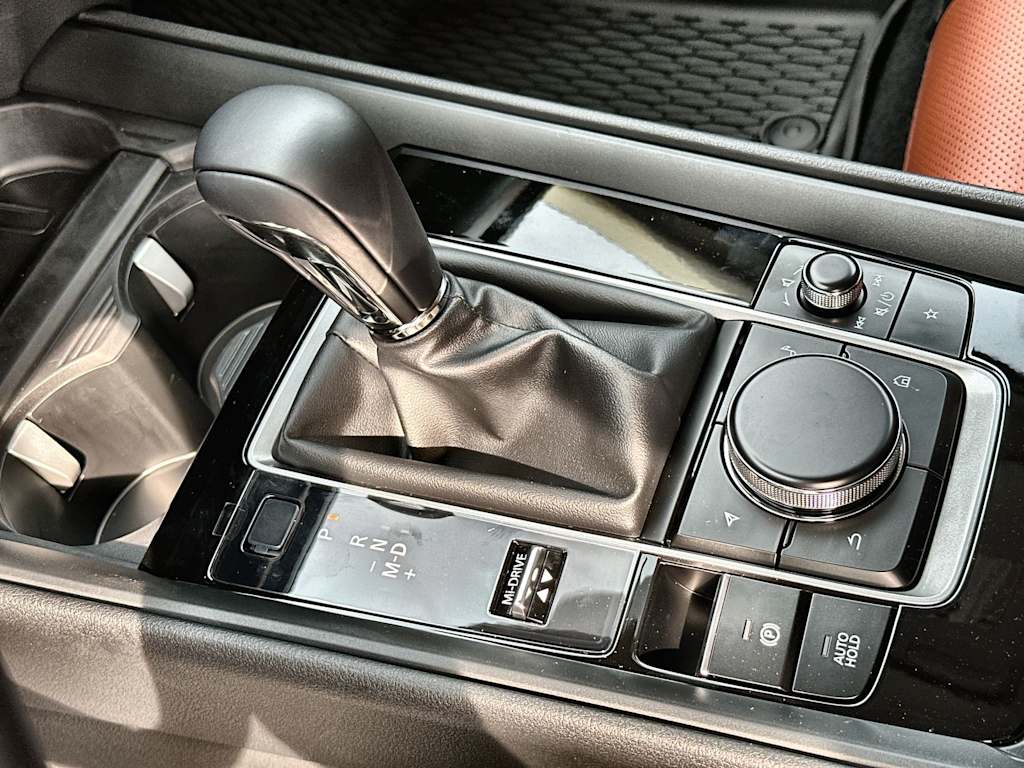 Thumbnail: 2026 Mazda CX-50 - 15