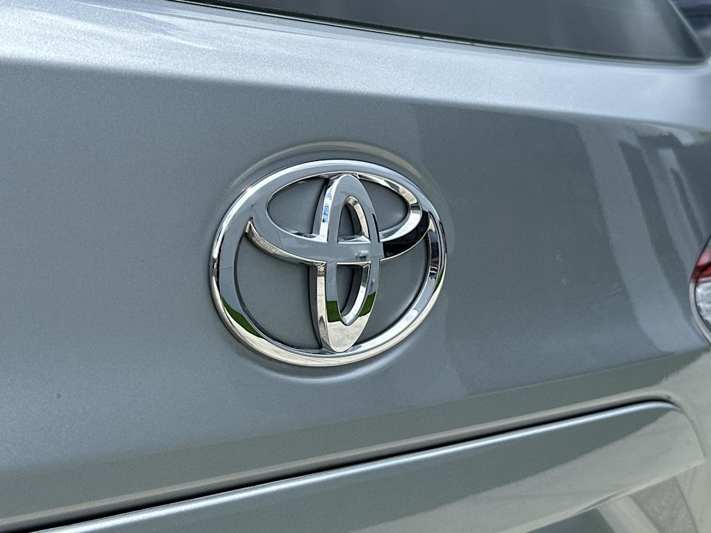 Thumbnail: 2024 Toyota Corolla Cross - 24
