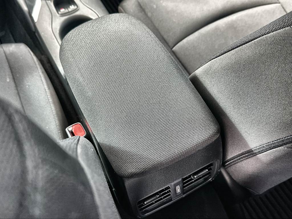 Thumbnail: 2022 Toyota Corolla Cross - 21