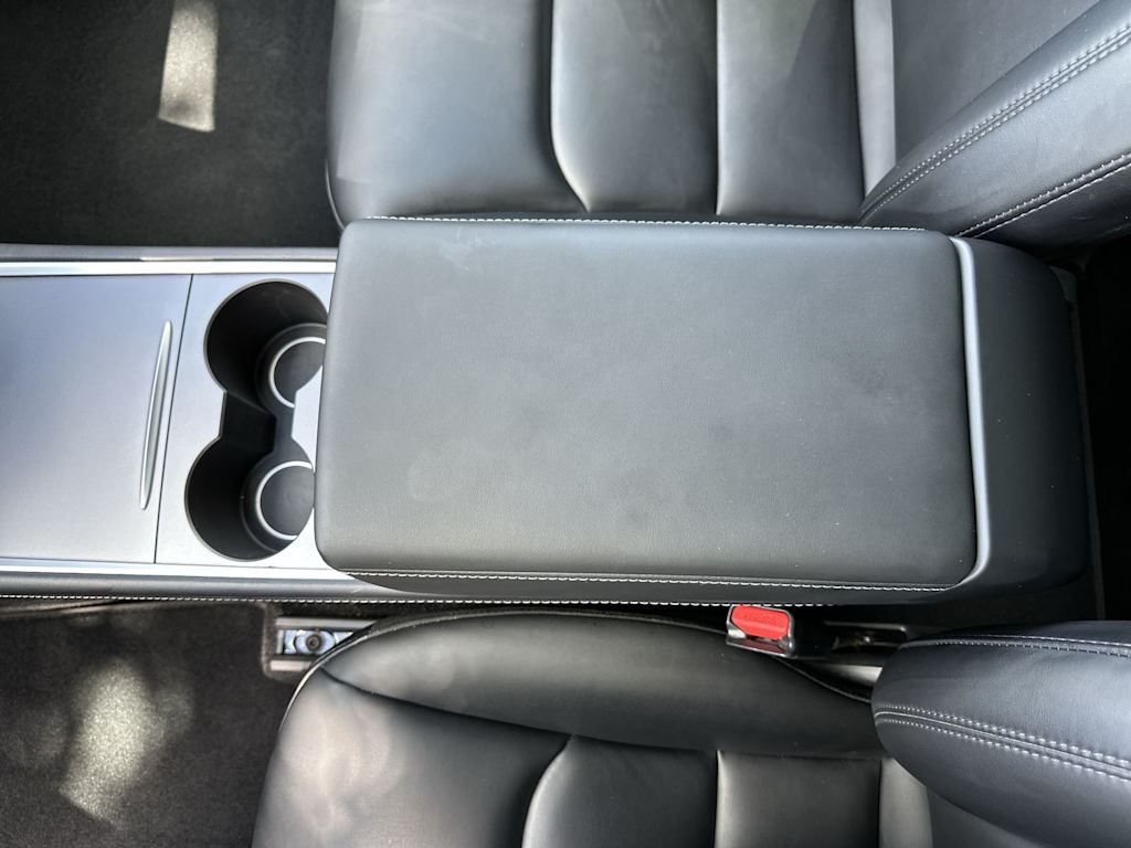 Thumbnail: 2023 Tesla Model Y - 24