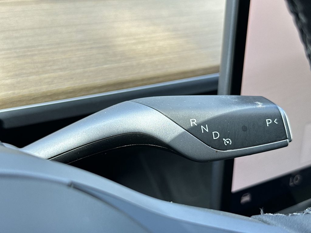 Thumbnail: 2023 Tesla Model Y - 25
