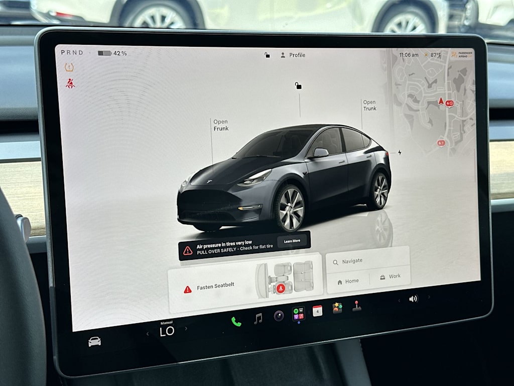 Thumbnail: 2023 Tesla Model Y - 13
