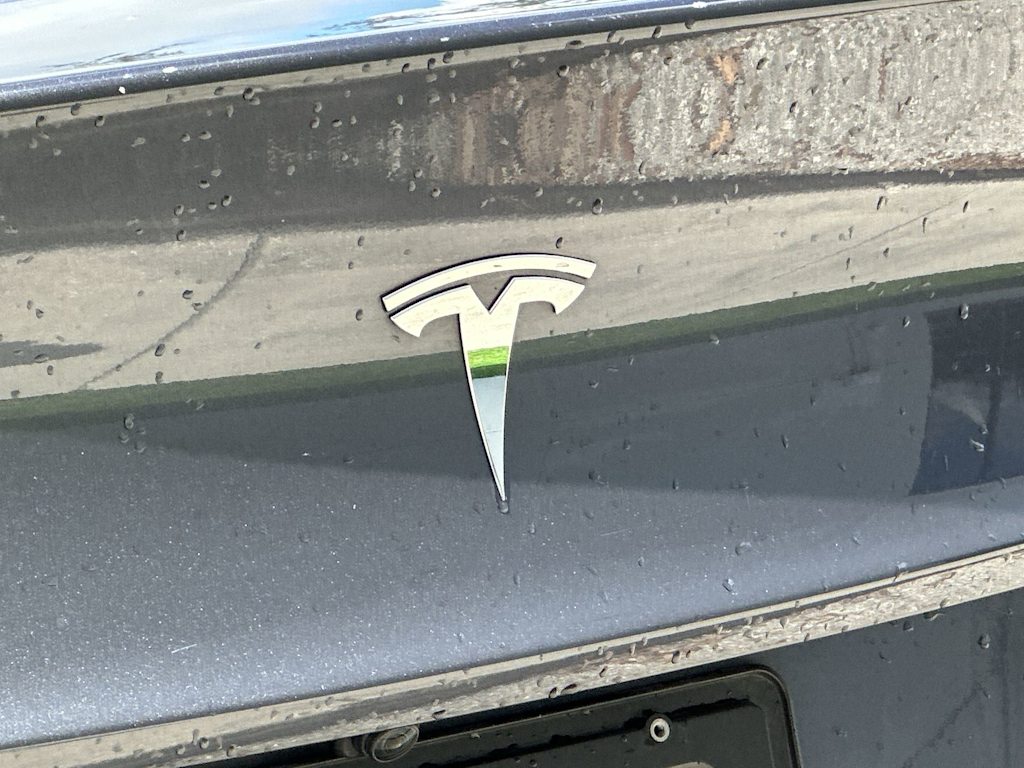 Thumbnail: 2023 Tesla Model Y - 21