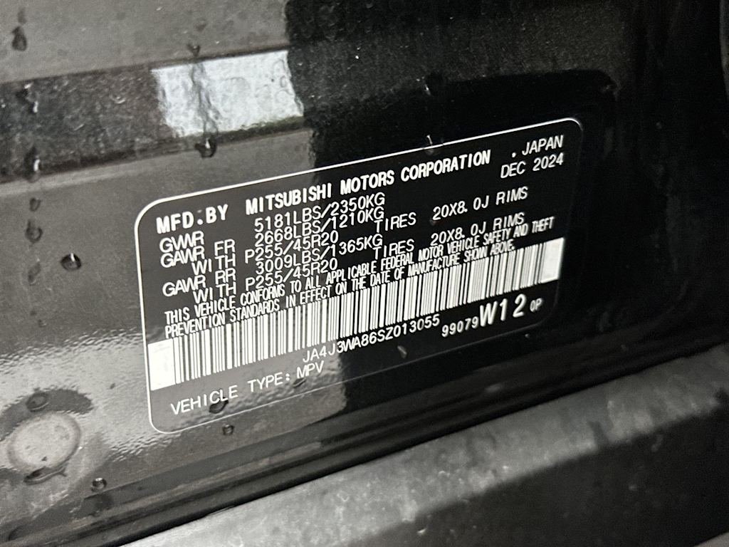 Thumbnail: 2025 Mitsubishi Outlander - 16