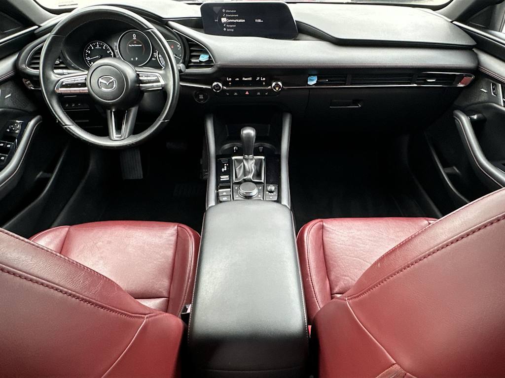 Thumbnail: 2022 Mazda Mazda3 - 2