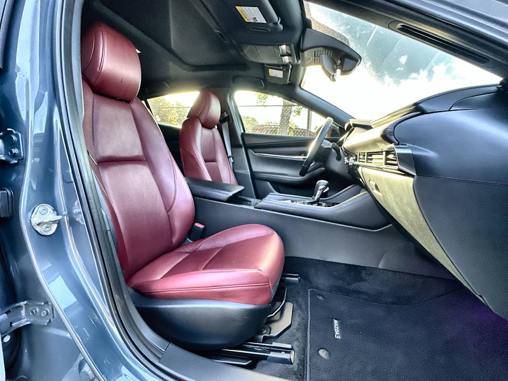 Thumbnail: 2025 Mazda Mazda3 - 20