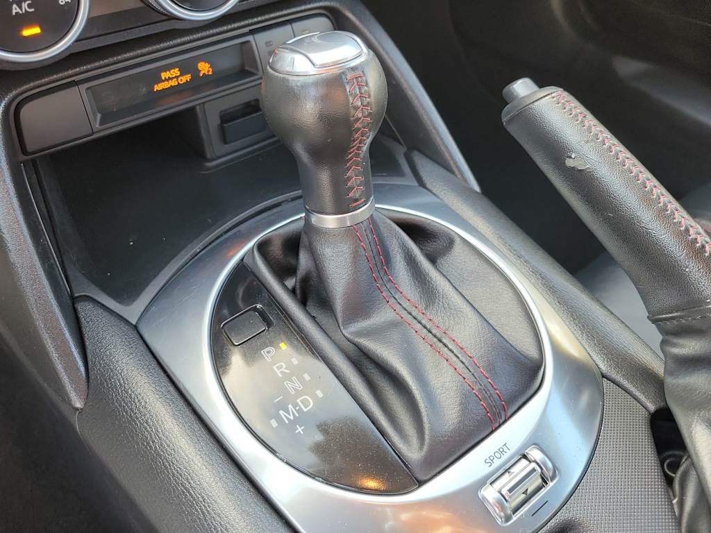 2016 Mazda MX-5 Miata Grand Touring 13