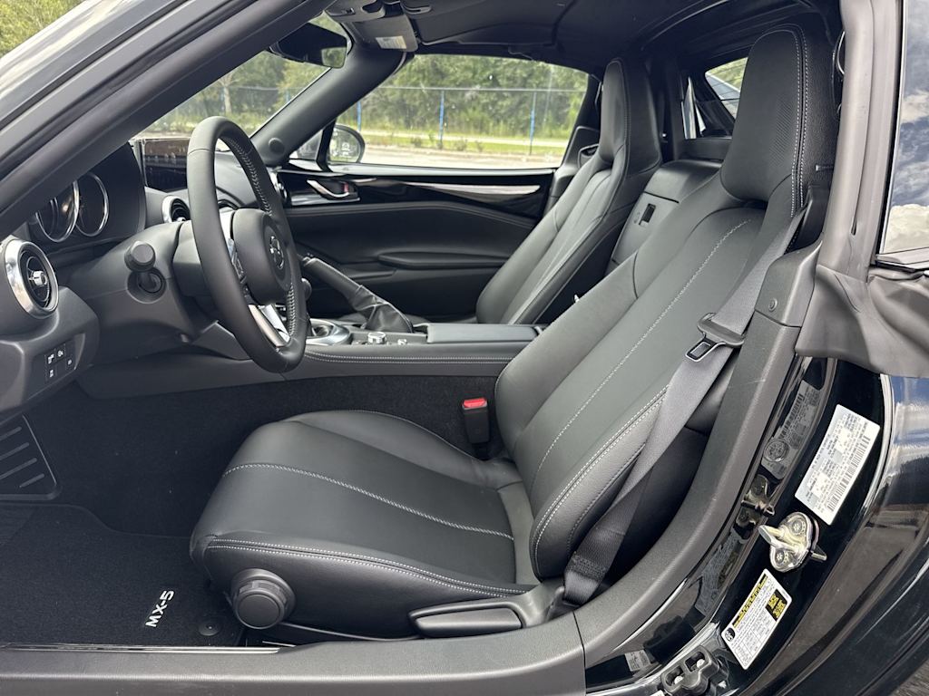 Thumbnail: 2025 Mazda MX-5 Miata - 12