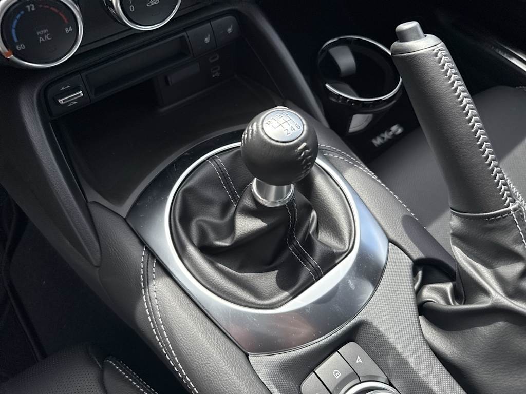 Thumbnail: 2025 Mazda MX-5 Miata - 20