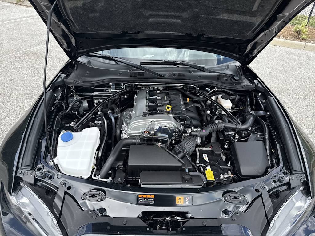 Thumbnail: 2025 Mazda MX-5 Miata - 9