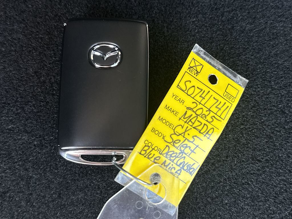 Thumbnail: 2025 Mazda CX-5 - 17