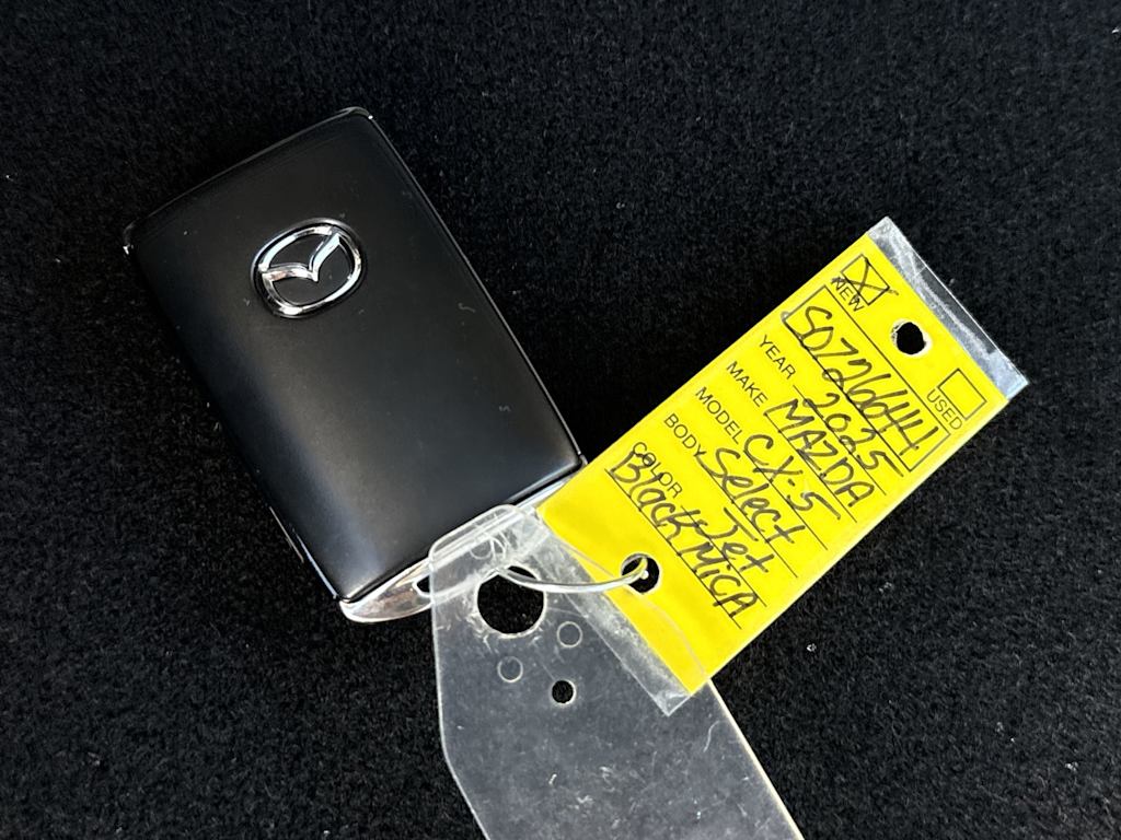 Thumbnail: 2025 Mazda CX-5 - 21