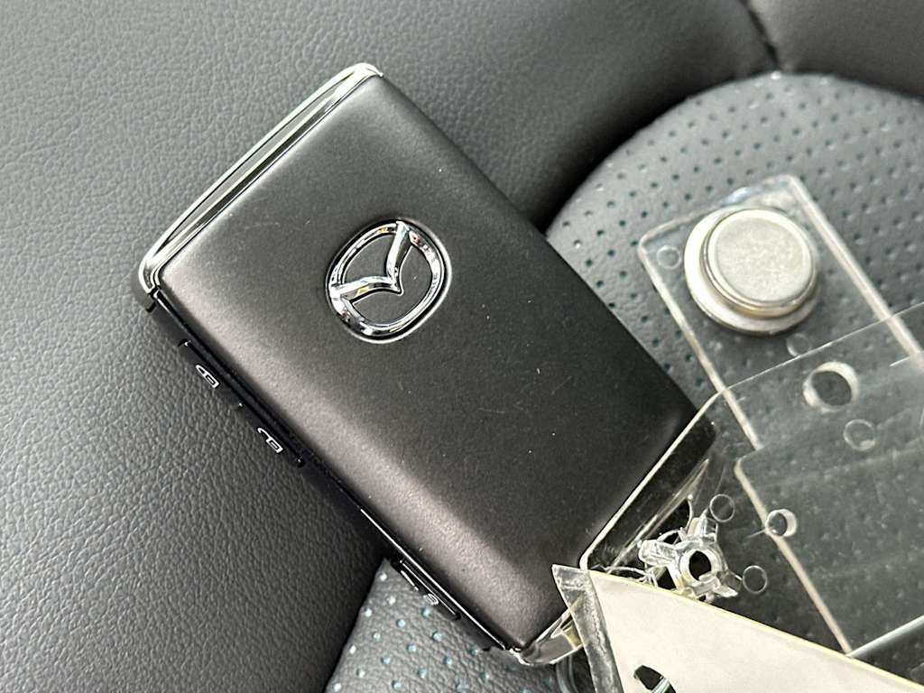 Thumbnail: 2025 Mazda CX-5 - 17