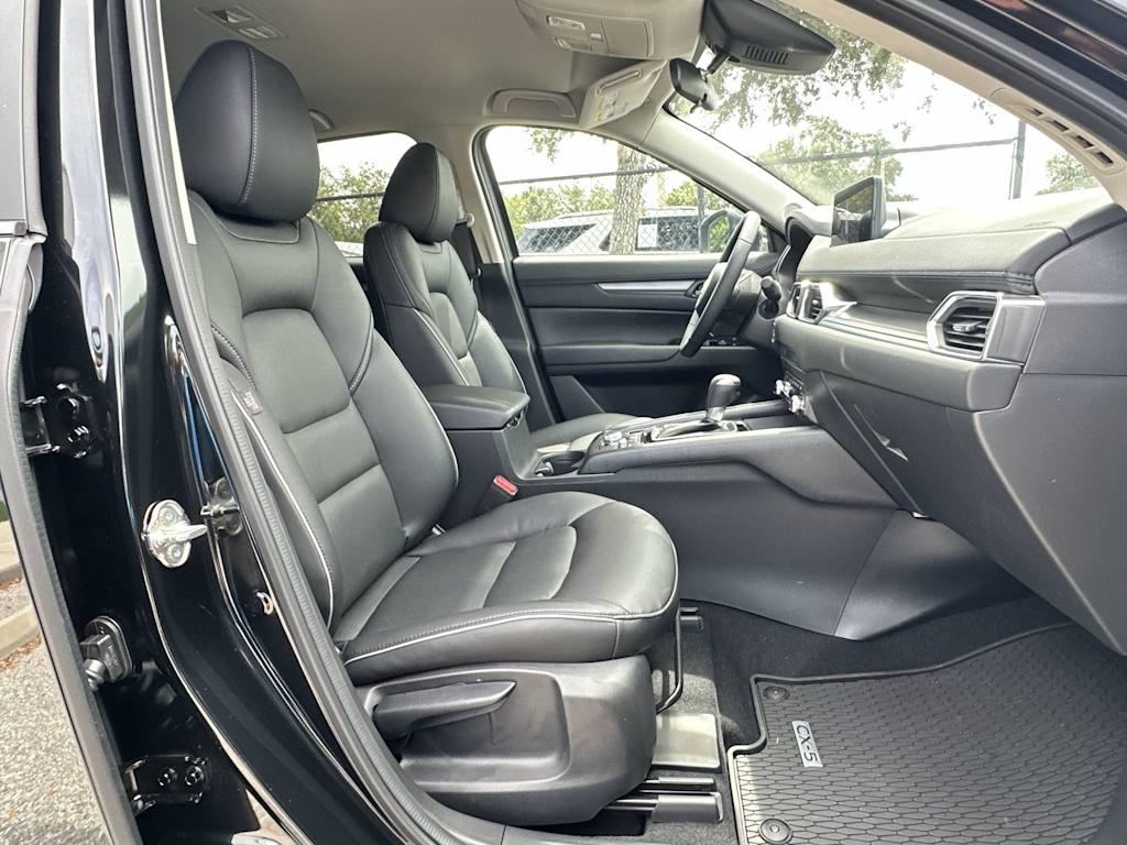 Thumbnail: 2025 Mazda CX-5 - 19