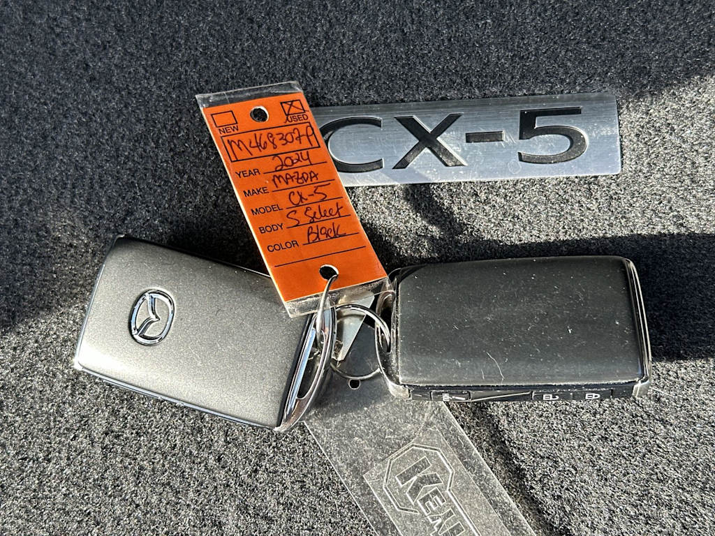 Thumbnail: 2024 Mazda CX-5 - 17
