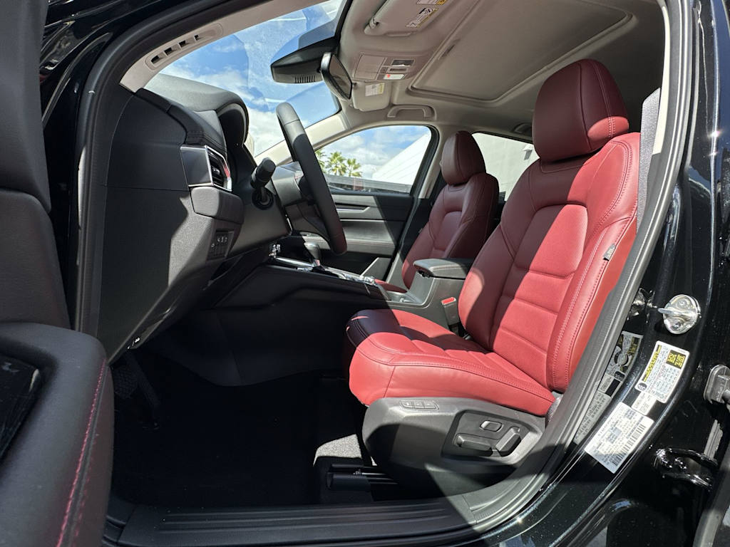 Thumbnail: 2025 Mazda CX-5 - 11