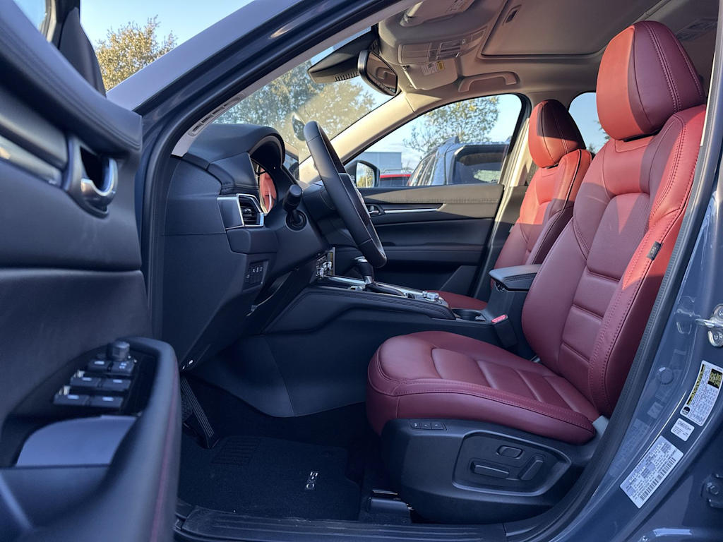 Thumbnail: 2025 Mazda CX-5 - 11