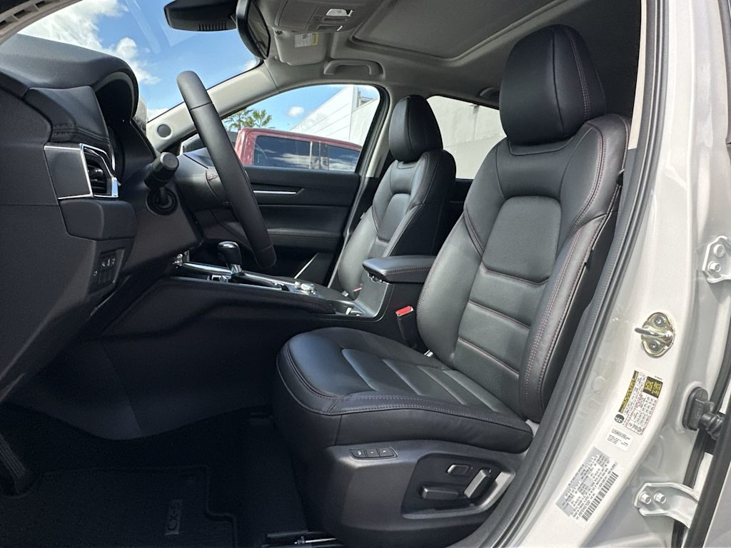 Thumbnail: 2025 Mazda CX-5 - 11