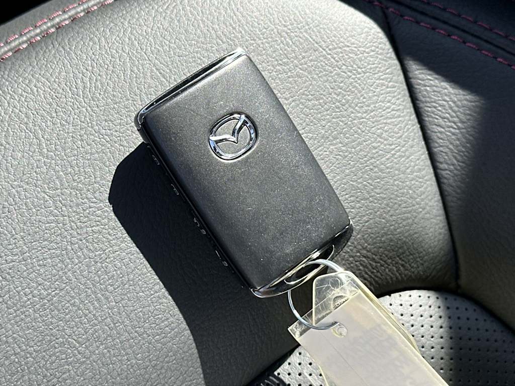 Thumbnail: 2025 Mazda CX-5 - 17