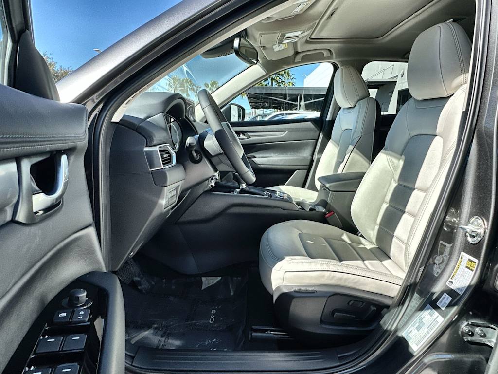 Thumbnail: 2025 Mazda CX-5 - 10