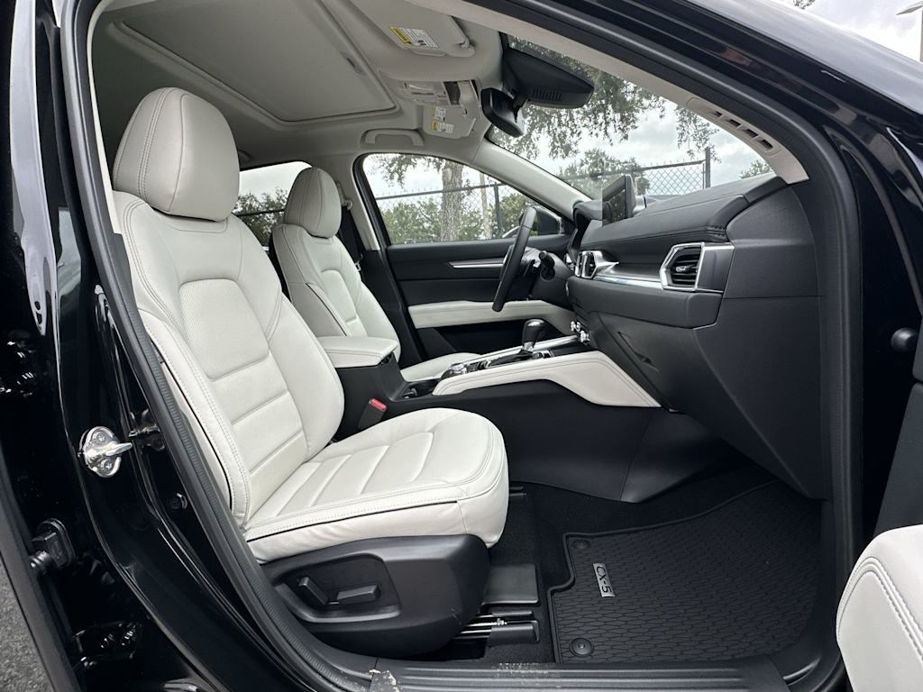 Thumbnail: 2025 Mazda CX-5 - 20