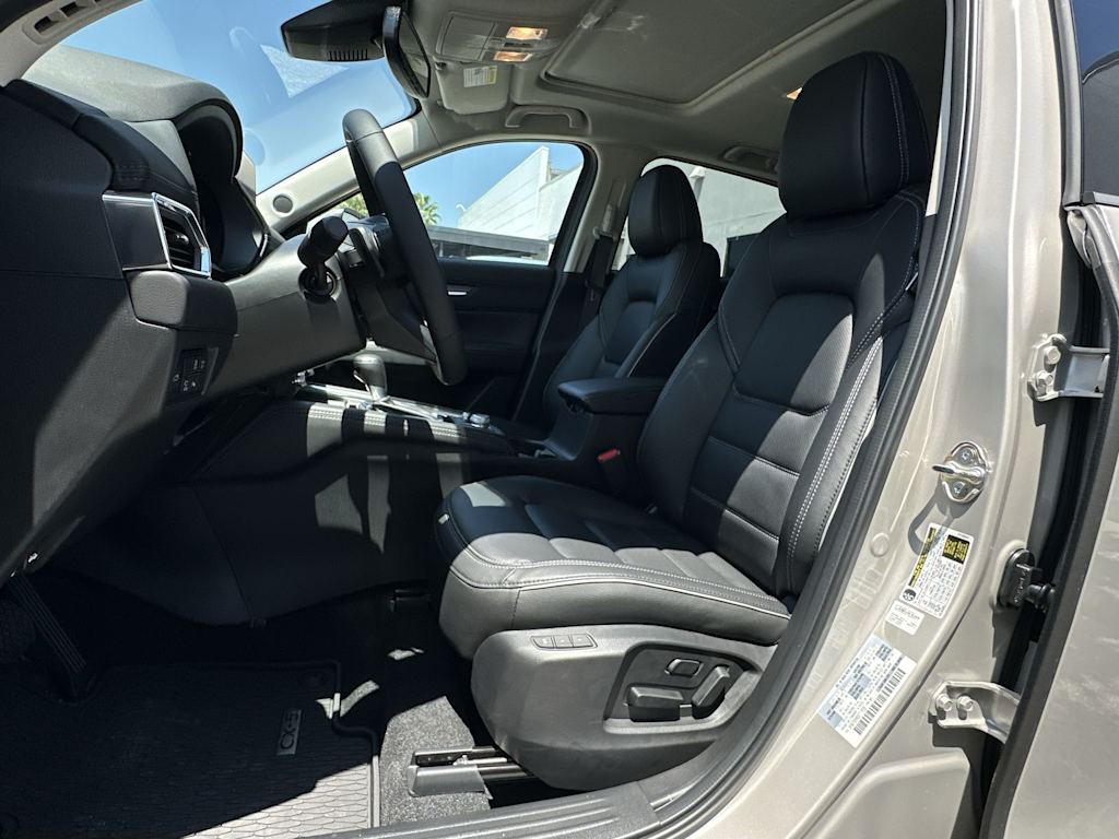 Thumbnail: 2025 Mazda CX-5 - 12