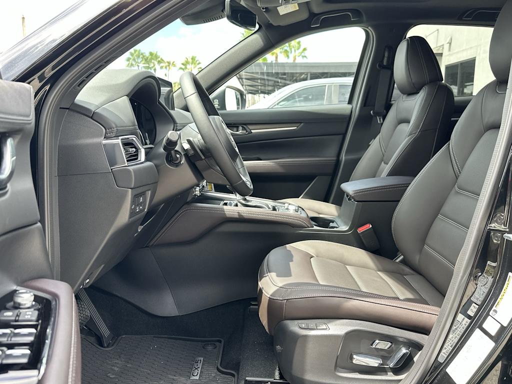 Thumbnail: 2025 Mazda CX-5 - 11