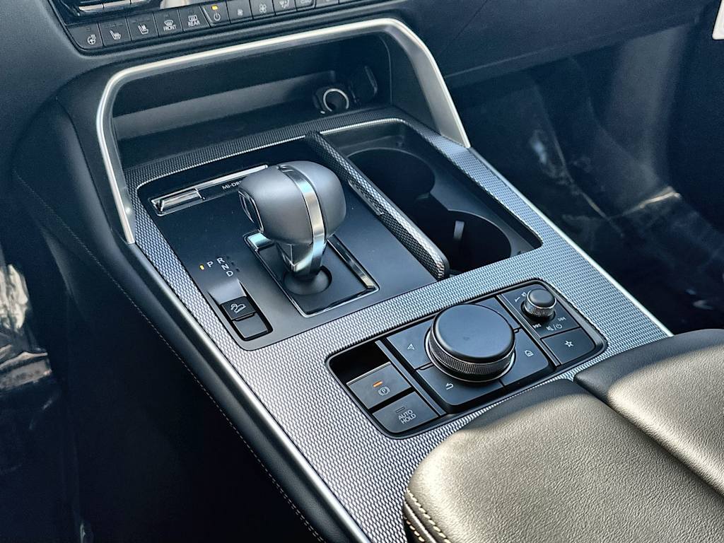 Thumbnail: 2026 Mazda CX-70 - 14