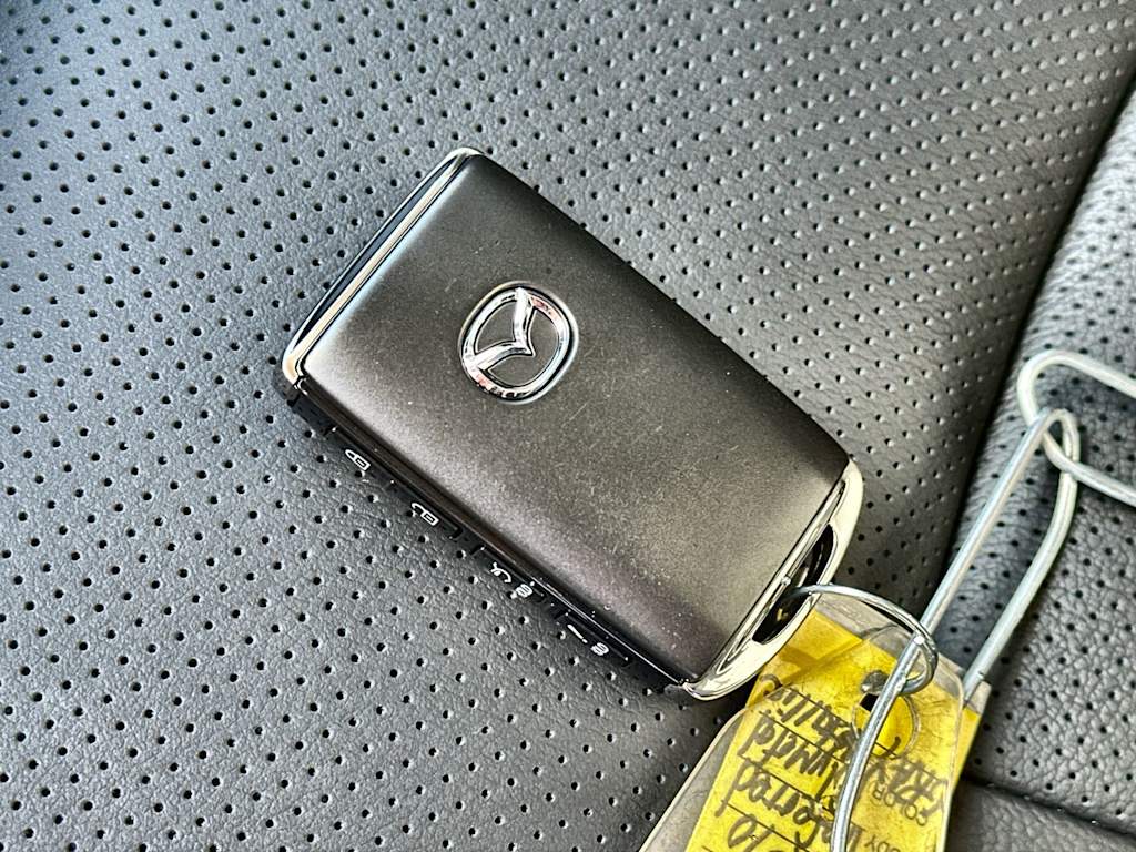 Thumbnail: 2026 Mazda CX-70 - 17