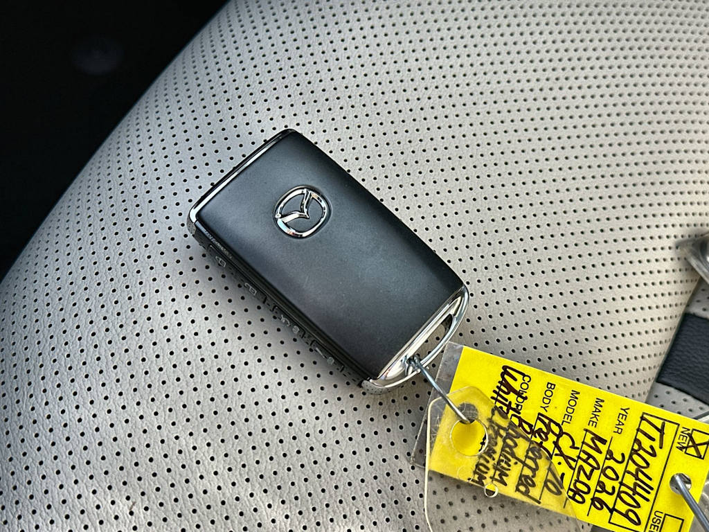 Thumbnail: 2026 Mazda CX-70 - 17