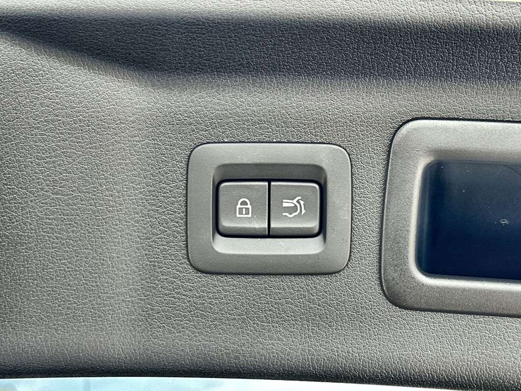 Thumbnail: 2026 Mazda CX-70 - 24