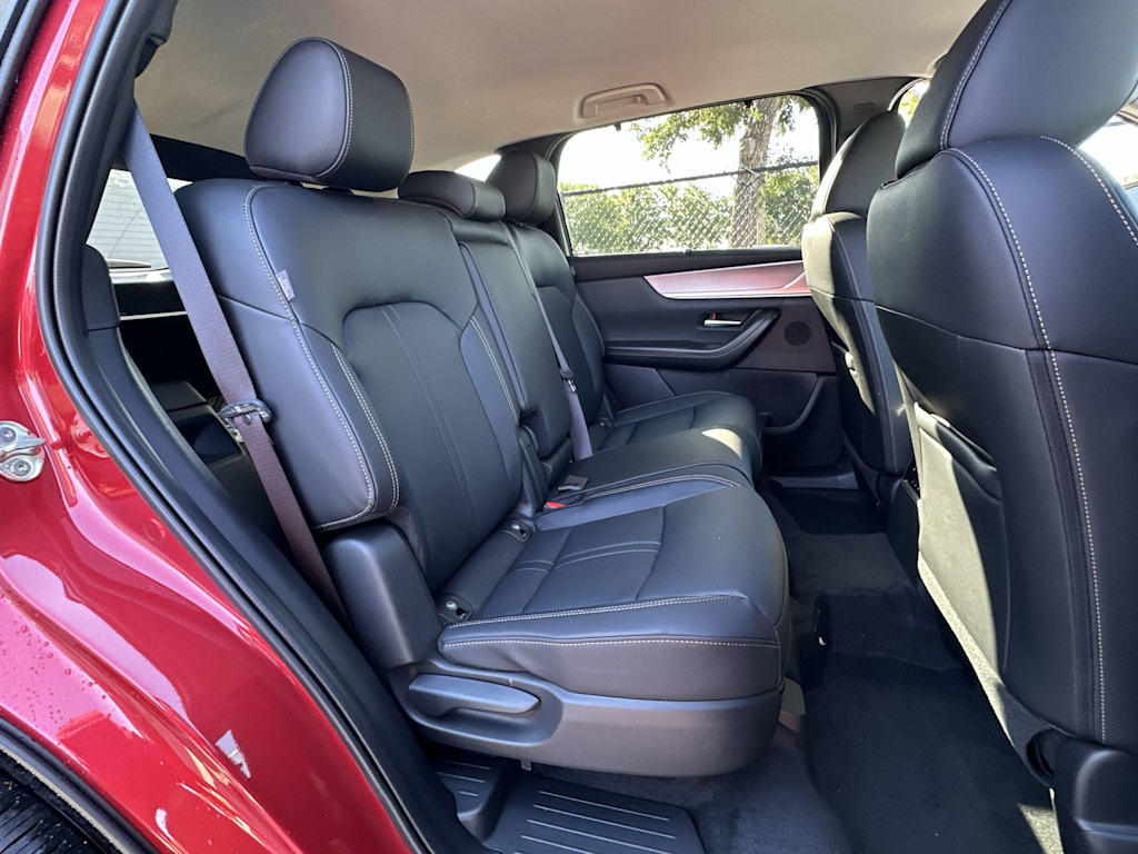 Thumbnail: 2026 Mazda CX-70 - 26