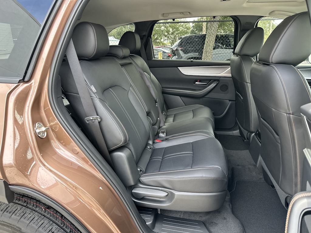 Thumbnail: 2026 Mazda CX-70 - 24