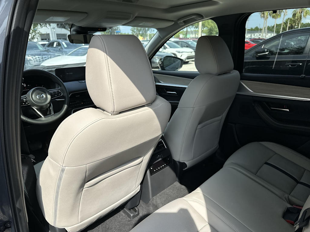 Thumbnail: 2026 Mazda CX-70 - 23