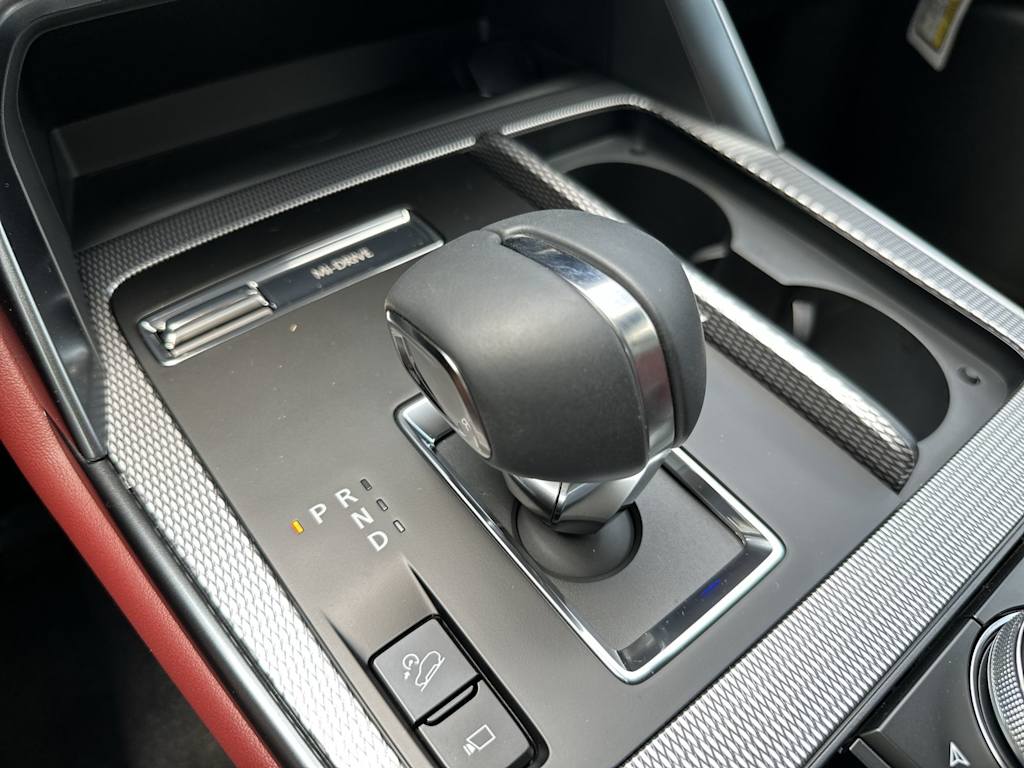 Thumbnail: 2026 Mazda CX-70 - 26