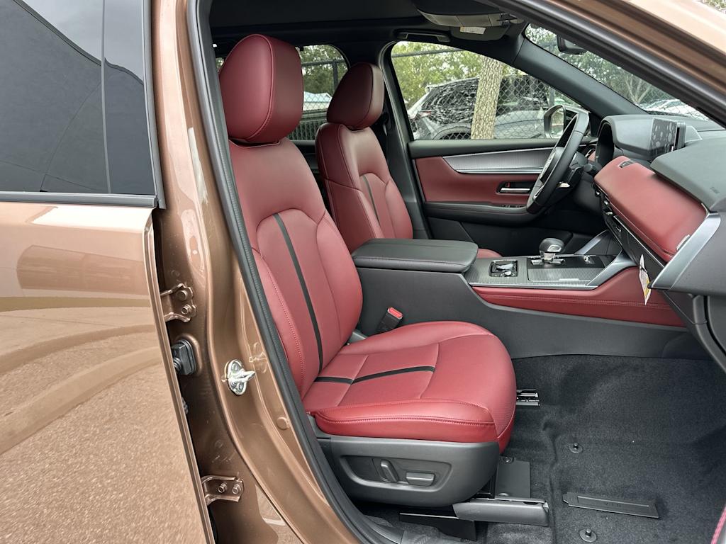Thumbnail: 2026 Mazda CX-70 - 11