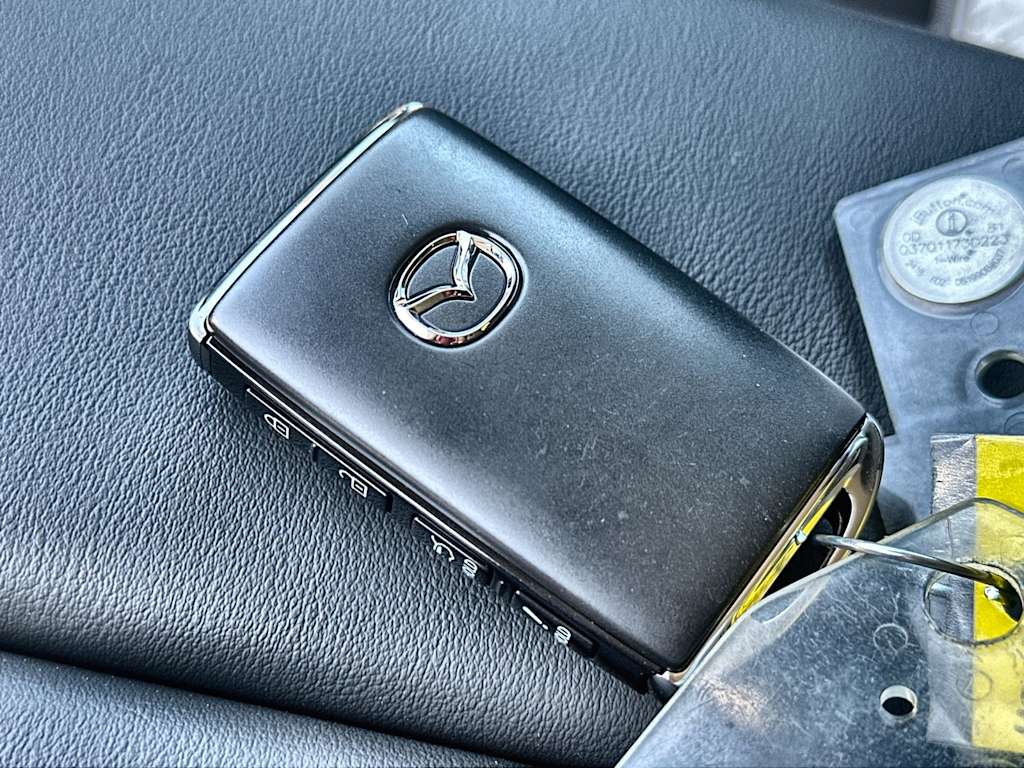 Thumbnail: 2026 Mazda CX-90 - 16