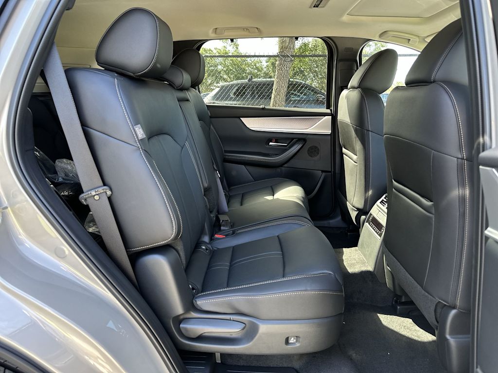 Thumbnail: 2026 Mazda CX-90 - 26
