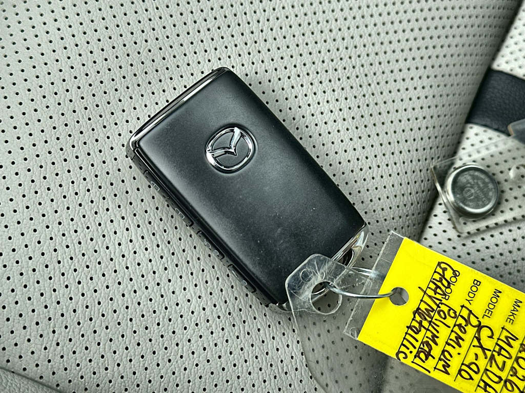 Thumbnail: 2026 Mazda CX-90 - 17