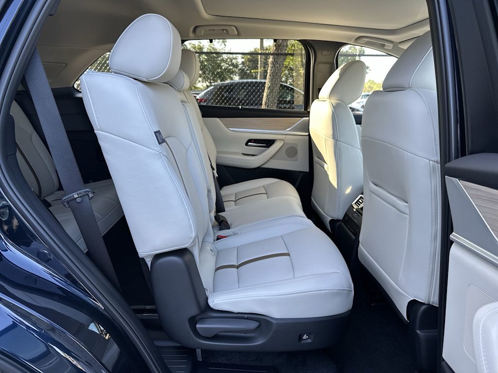 Thumbnail: 2026 Mazda CX-90 - 26