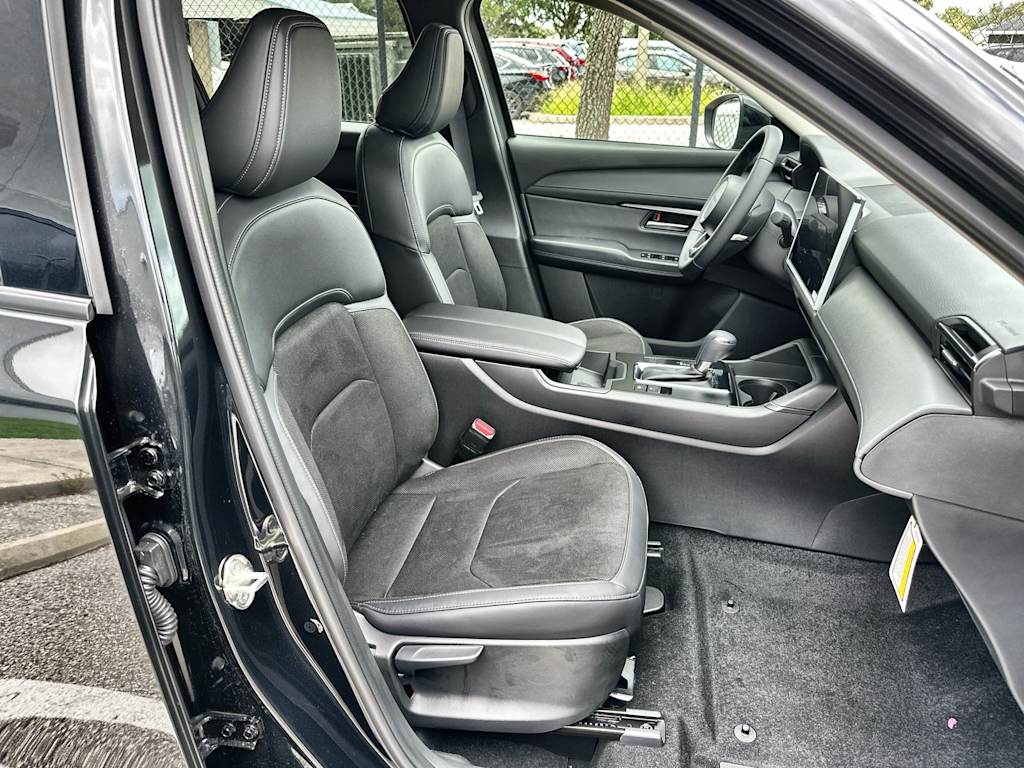 Thumbnail: 2026 Mazda CX-5 - 17