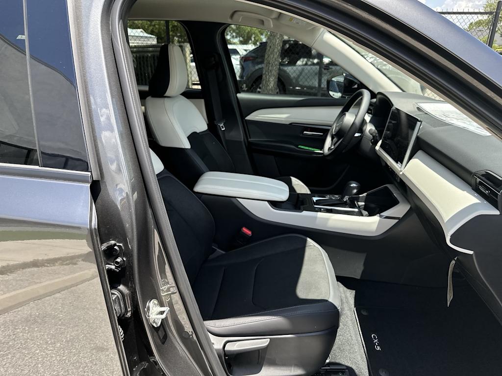Thumbnail: 2026 Mazda CX-5 - 11