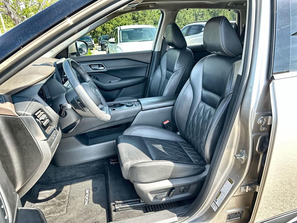 Thumbnail: 2021 Nissan Rogue - 11