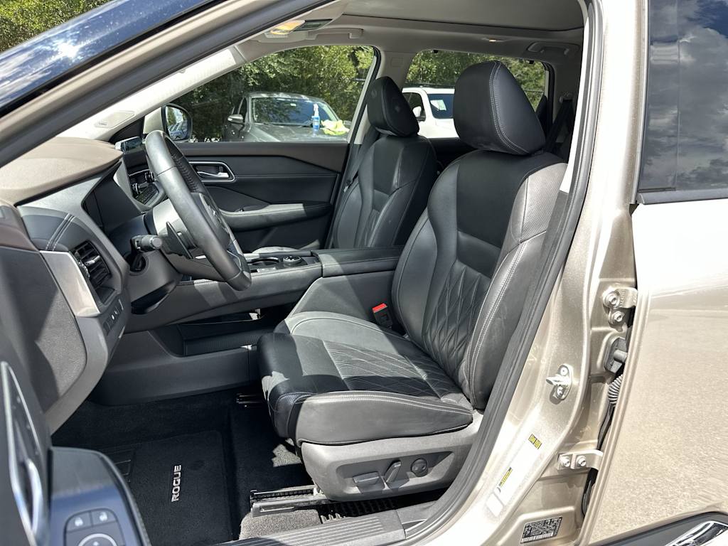 Thumbnail: 2021 Nissan Rogue - 10