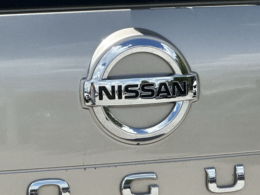 Thumbnail: 2021 Nissan Rogue - 22