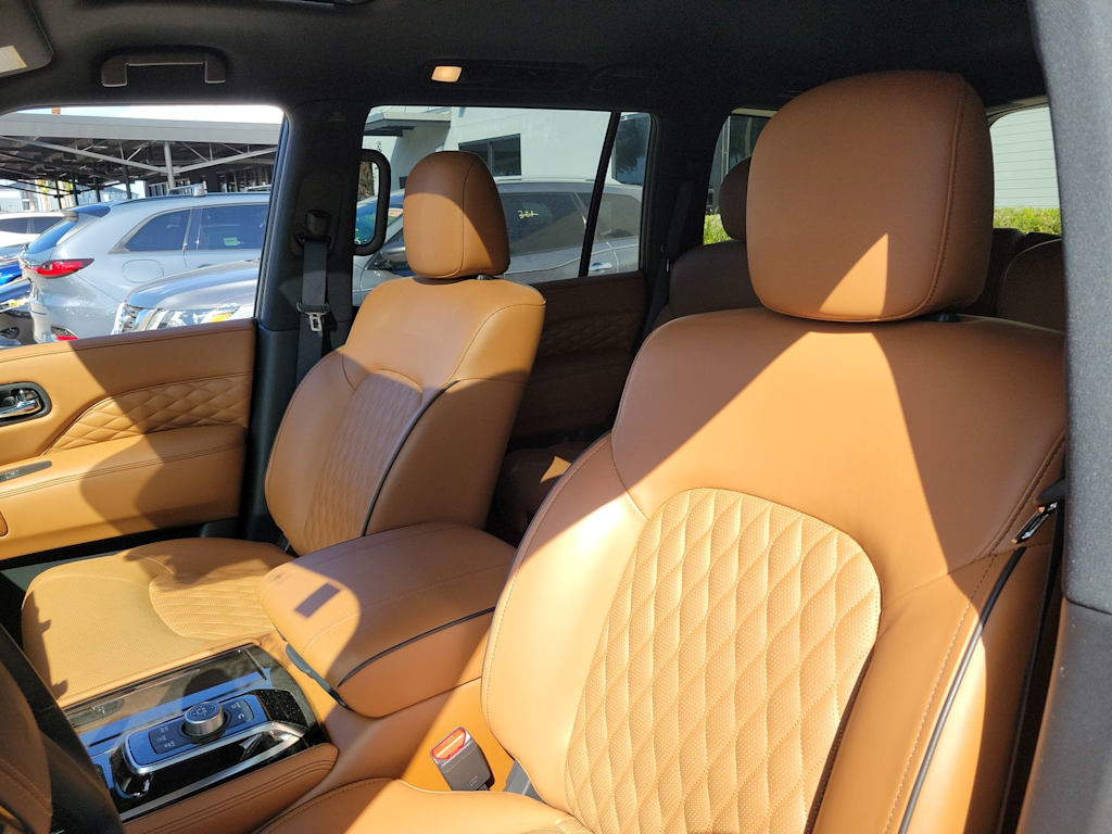 2024 INFINITI QX80 Sensory 12