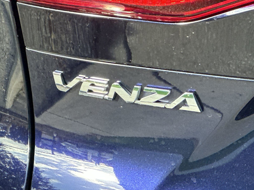 Thumbnail: 2021 Toyota Venza - 7