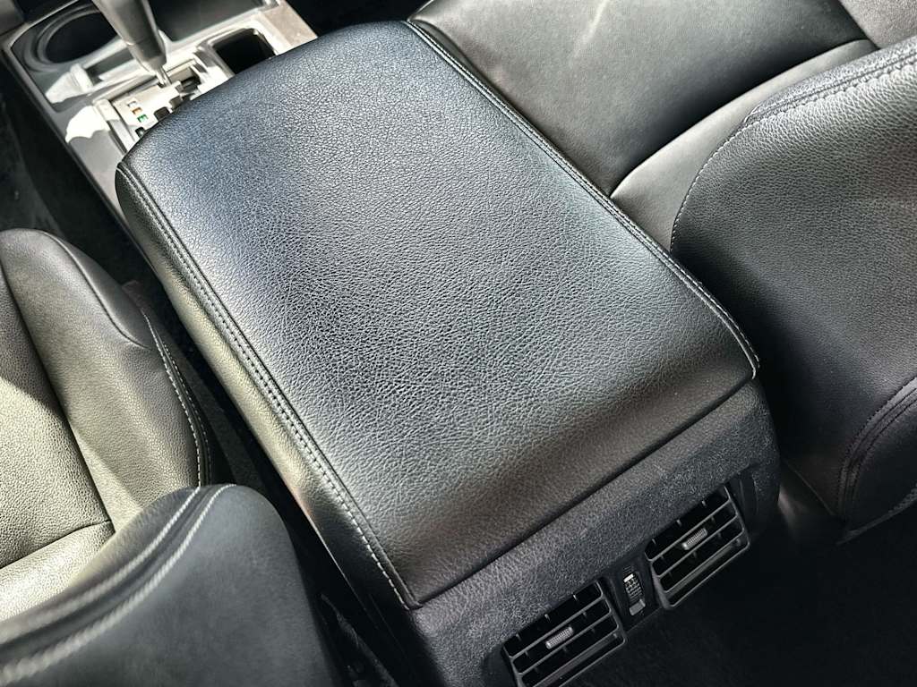 Thumbnail: 2022 Toyota 4Runner - 25